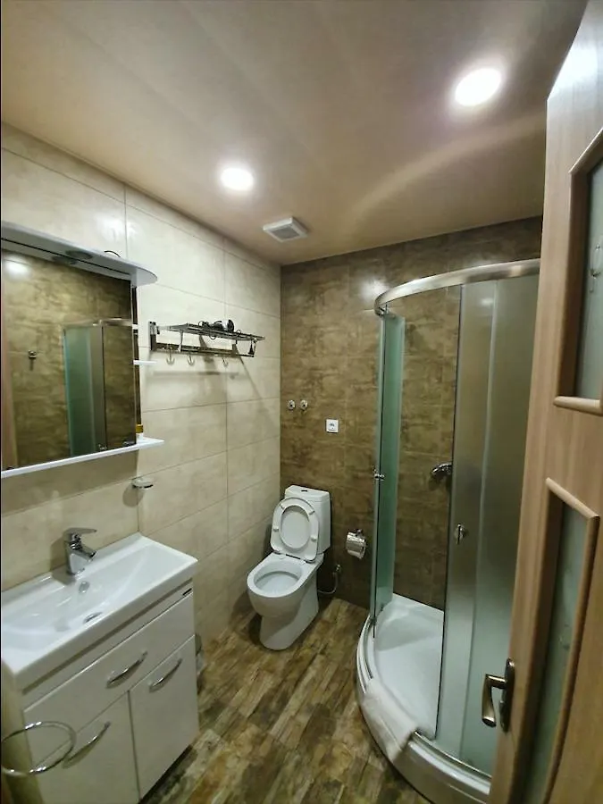 5 Rooms Near 300 Aragveli Metro Station Tiflis