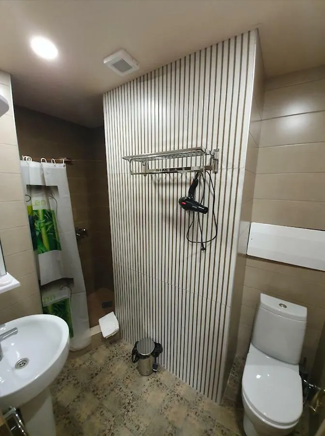 Apart Otel 5 Rooms Near 300 Aragveli Metro Station Tiflis Gürcistan