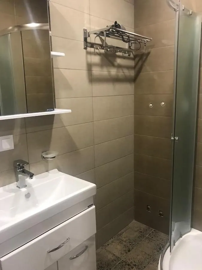 5 Rooms Near 300 Aragveli Metro Station Tiflis Apart Otel