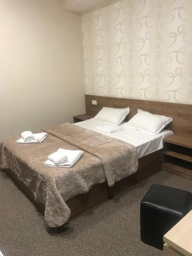 5 Rooms Near 300 Aragveli Metro Station Tiflis 0*,